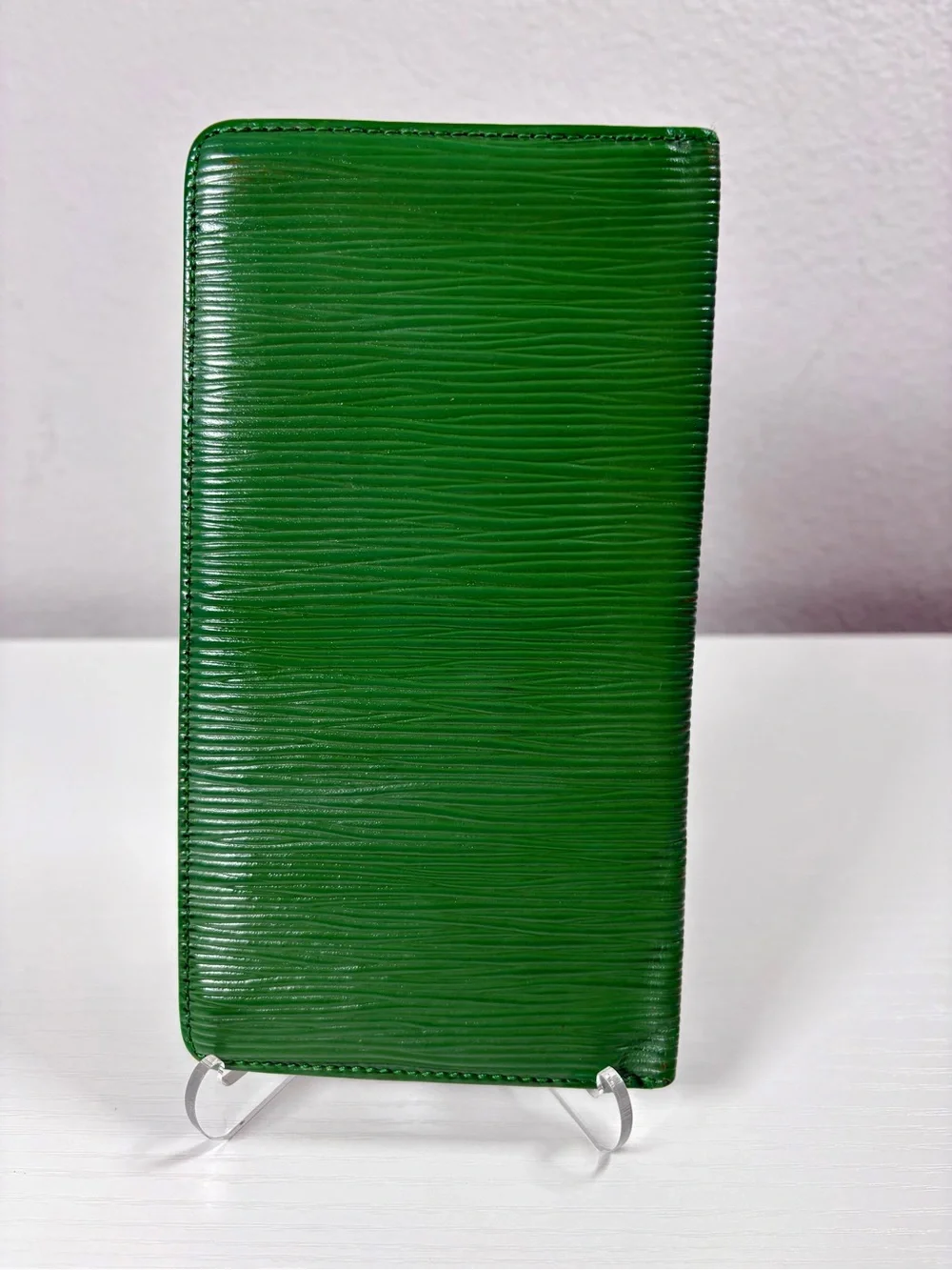 Louis Vuitton Borneo Green Epi Leather Long Bifold / Agenda Wallet